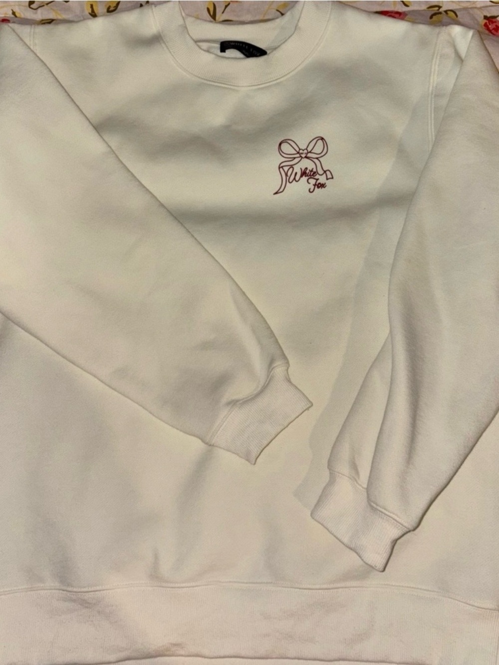 White fox crewneck